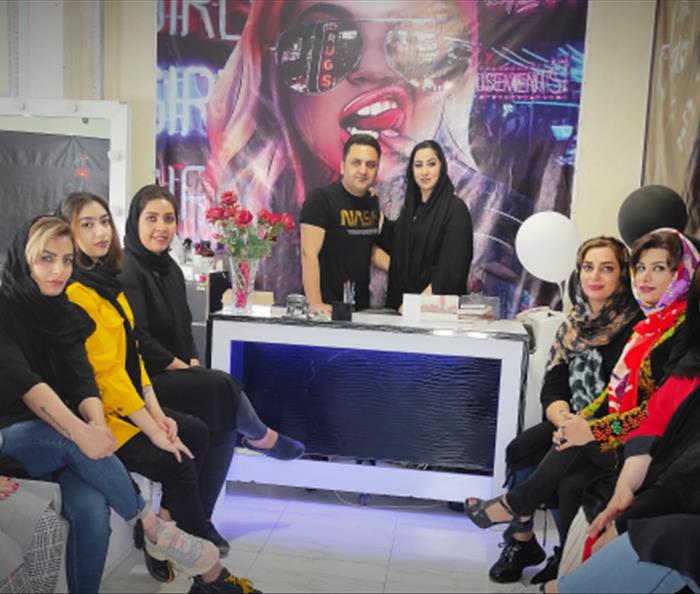 عکس های یادگاری هنر جویان این مجموعه